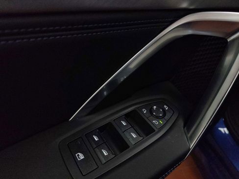 Used 2026 BMW X1 xDrive28i w/ Technology Package image 12