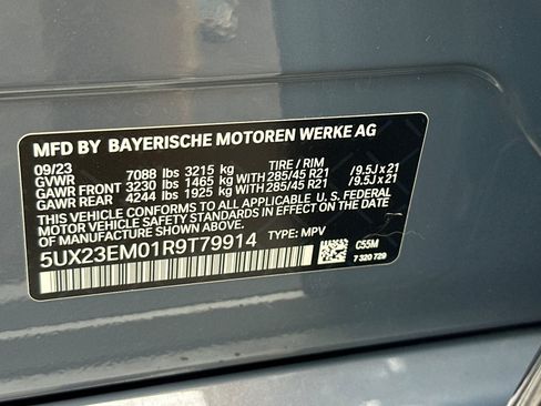 Used 2024 BMW X7 xDrive40i w/ Climate Comfort Package AWD/4WD image 41