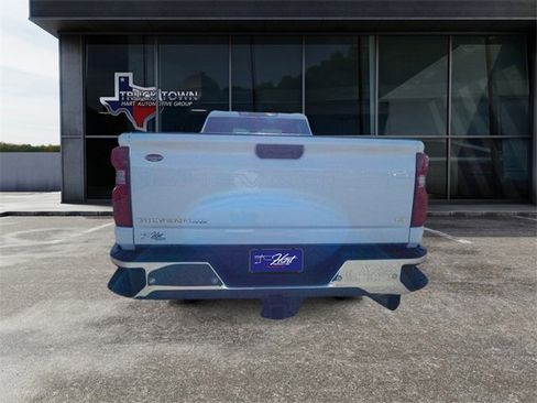 Used 2025 Chevrolet Silverado 3500 LT w/ Safety Package image 4