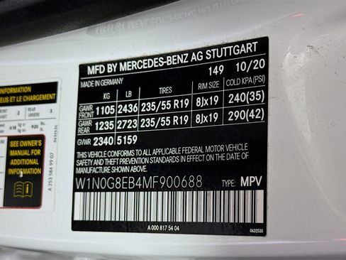Used 2021 Mercedes-Benz GLC 300 4MATIC w/ AMG Line image 40