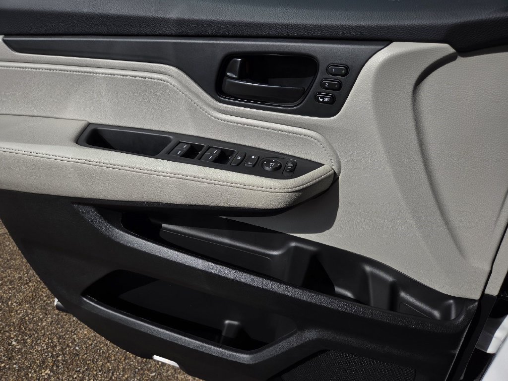 New 2027 Honda Odyssey EX-L image 16