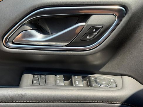 Used 2023 Chevrolet Tahoe High Country image 27