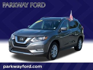Used 2018 Nissan Rogue SV w/ Premium Package FWD video 1