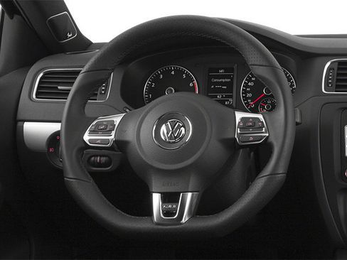 Used 2014 Volkswagen Jetta GLI FWD image 6