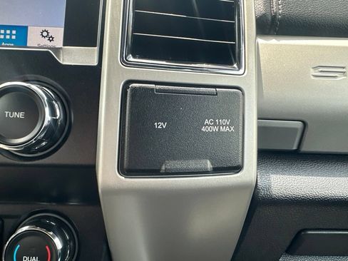 Used 2019 Ford F250 Lariat w/ Lariat Ultimate Package AWD/4WD image 39