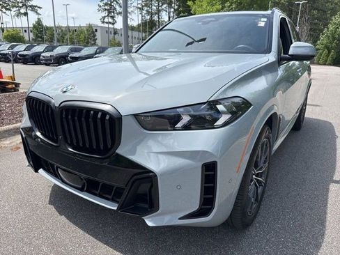 Used 2024 BMW X5 xDrive40i w/ M Sport Package AWD/4WD image 1