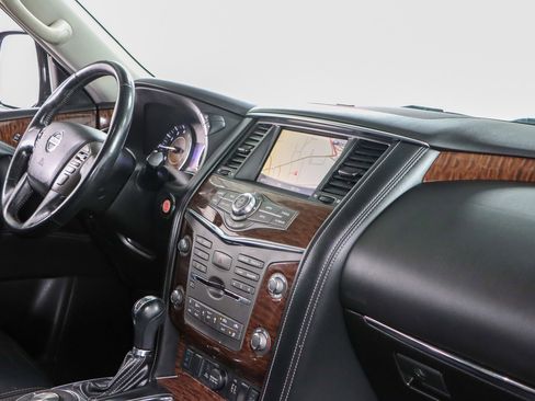 Used 2020 Nissan Armada SL w/ Premium Package image 28