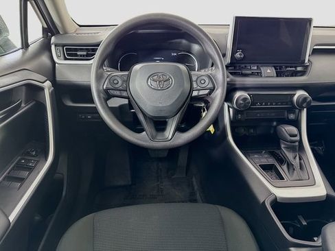 Certified 2025 Toyota RAV4 LE image 20