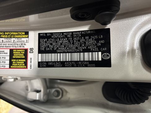 Certified 2024 Lexus ES 250 w/ Premium Package image 35