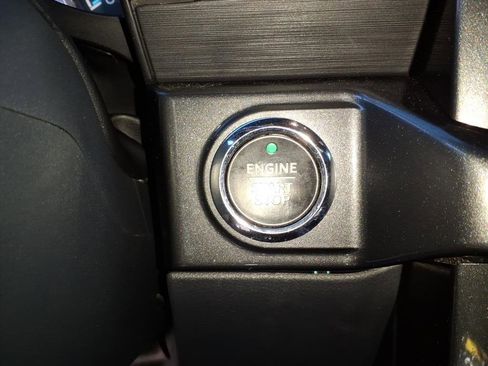 Used 2022 Ford F150 XLT w/ Equipment Group 302A High image 26