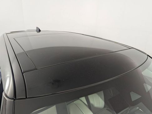 Used 2023 Land Rover Range Rover Velar S image 25