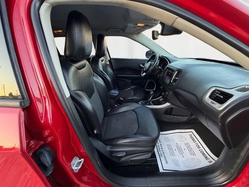 Used 2019 Jeep Compass Latitude w/ Popular Equipment Group image 15