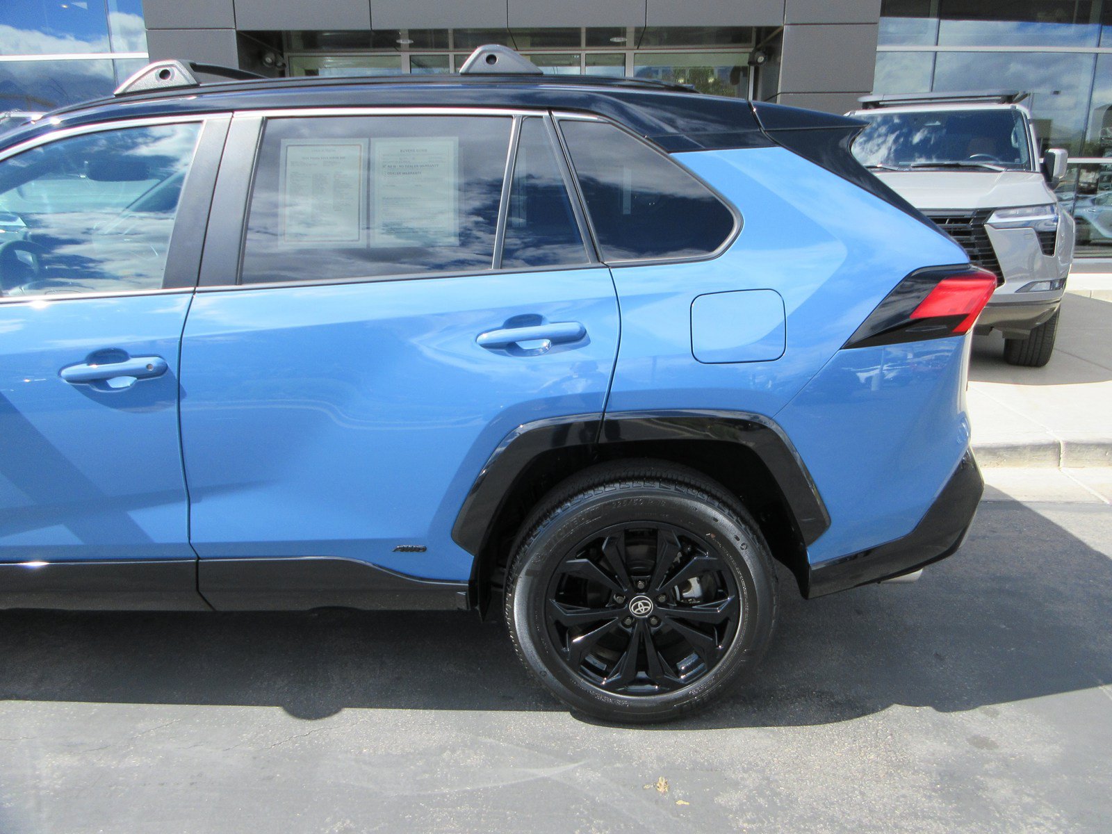 Used 2024 Toyota RAV4 XSE w/ Advanced Technology Package AWD/4WD image 4