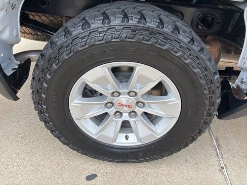 Certified 2023 GMC Sierra 1500 Pro AWD/4WD image 7