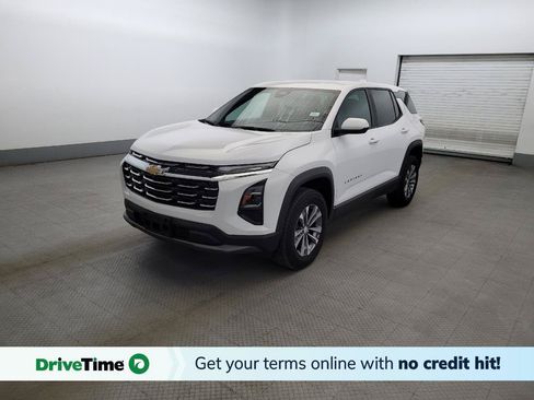 Used 2025 Chevrolet Equinox LT FWD image 1