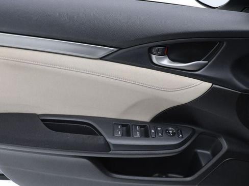 Used 2019 Honda Civic EX image 14