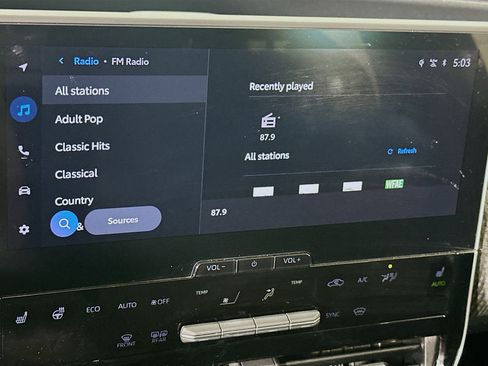 Used 2024 Toyota bZ4X XLE w/ Weather Package image 21