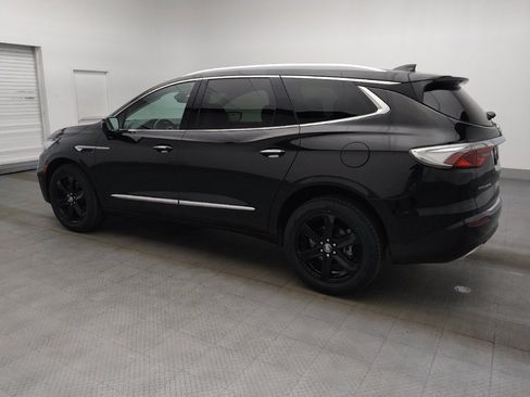 Used 2023 Buick Enclave Essence w/ Sport Touring Edition FWD image 3