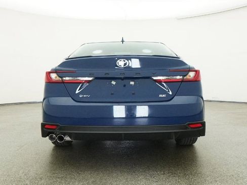 New 2026 Toyota Camry SE image 17