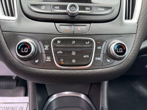 Used 2024 Chevrolet Malibu LT w/ Sport Edition FWD image 18
