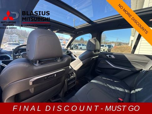 Used 2024 BMW X5 xDrive40i w/ Premium Package image 21