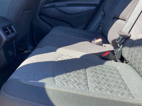 Used 2022 Chevrolet Equinox LT AWD/4WD image 15