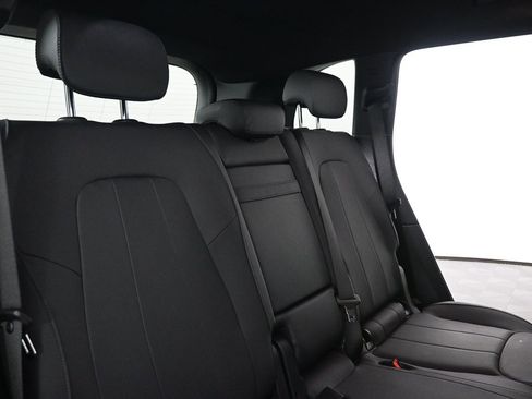 Certified 2025 Mercedes-Benz GLB 250 image 20