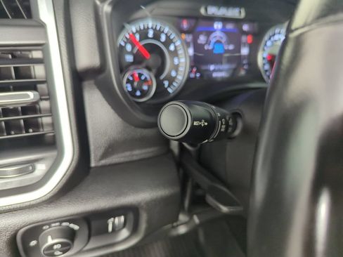 Used 2022 RAM 1500 Big Horn AWD/4WD image 20