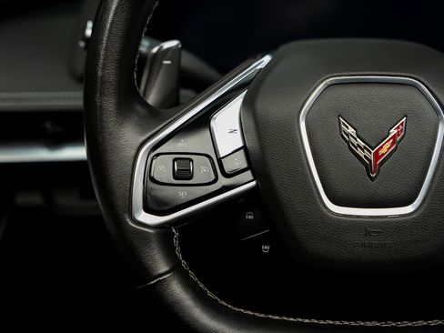Used 2024 Chevrolet Corvette Stingray Convertible w/ 1LT RWD image 44