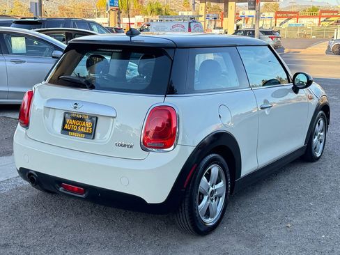 Used 2015 MINI Cooper 2-Door Hardtop FWD image 40