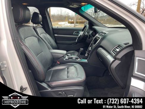 Used 2016 Ford Explorer Sport w/ Equipment Group 401A image 19