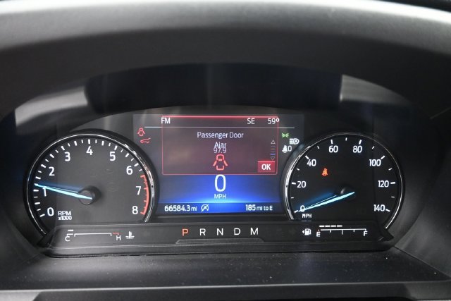 Used 2020 Ford Explorer XLT w/ Equipment Group 202A AWD/4WD image 17