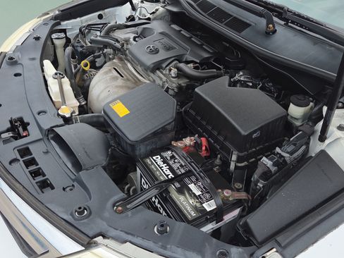 Used 2014 Toyota Camry LE FWD image 21