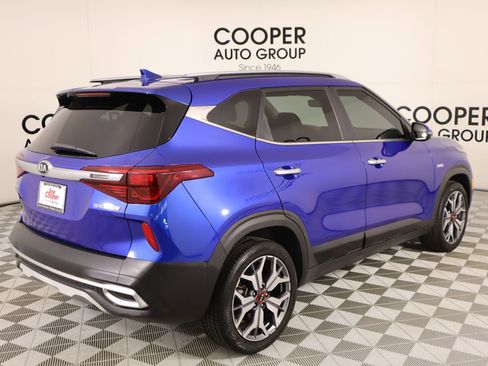 Used 2021 Kia Seltos SX w/ SX Sunroof Package image 21