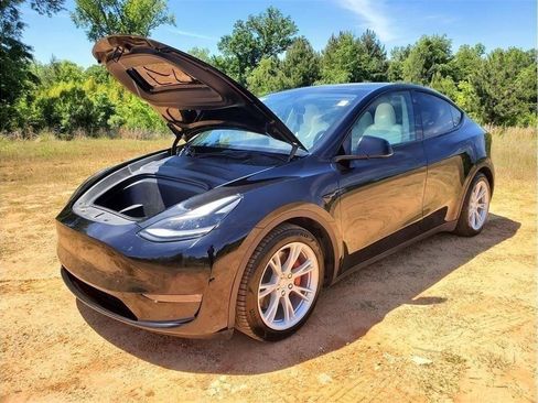 Used 2021 Tesla Model Y Performance AWD/4WD image 13