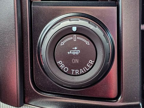 Used 2025 Ford F150 Lariat w/ Equipment Group 501A Mid AWD/4WD image 28