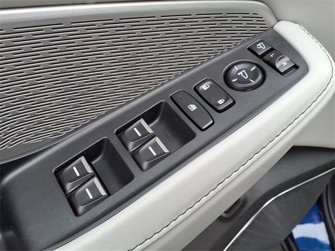 Certified 2024 Acura MDX SH-AWD w/ Advance Package image 17