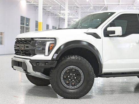 Used 2025 Ford F150 Raptor AWD/4WD image 3