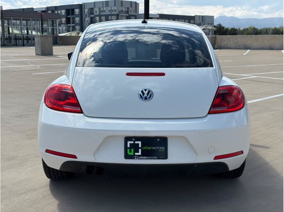 Used 2013 Volkswagen Beetle 2.5 FWD image 7