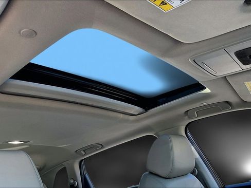 Used 2025 Honda CR-V EX-L image 21