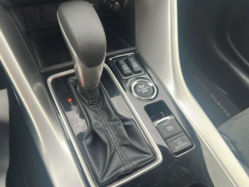 Used 2025 Mitsubishi Eclipse Cross Black Edition image 19