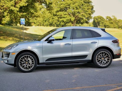 Used 2015 Porsche Macan S AWD/4WD image 22