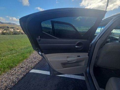 Used 2006 Dodge Charger R/T RWD image 12