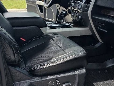Used 2017 Ford F150 Lariat w/ Equipment Group 502A Luxury AWD/4WD image 17