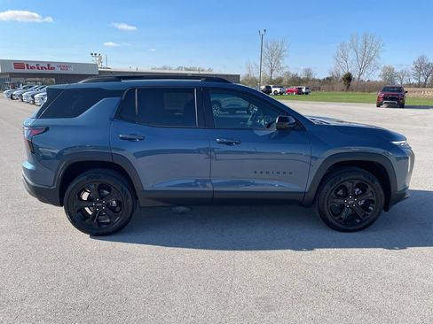New 2026 Chevrolet Equinox LT w/ Midnight Edition AWD/4WD image 8