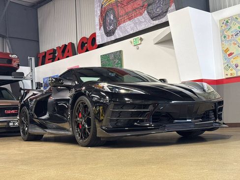 Used 2022 Chevrolet Corvette Stingray Premium Conv w/ Z51 Performance Package RWD image 28