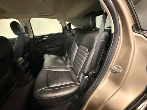 Used 2021 Ford Edge SEL w/ Convenience Package AWD/4WD image 8