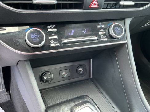 Used 2023 Hyundai Sonata Blue FWD image 23