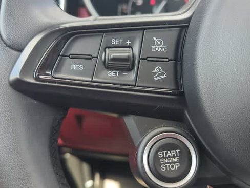 Used 2021 Alfa Romeo Stelvio Ti AWD/4WD image 25