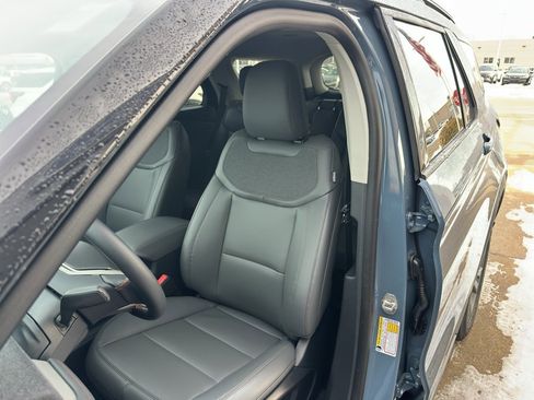New 2026 Ford Explorer Active w/ Active Comfort Package image 24